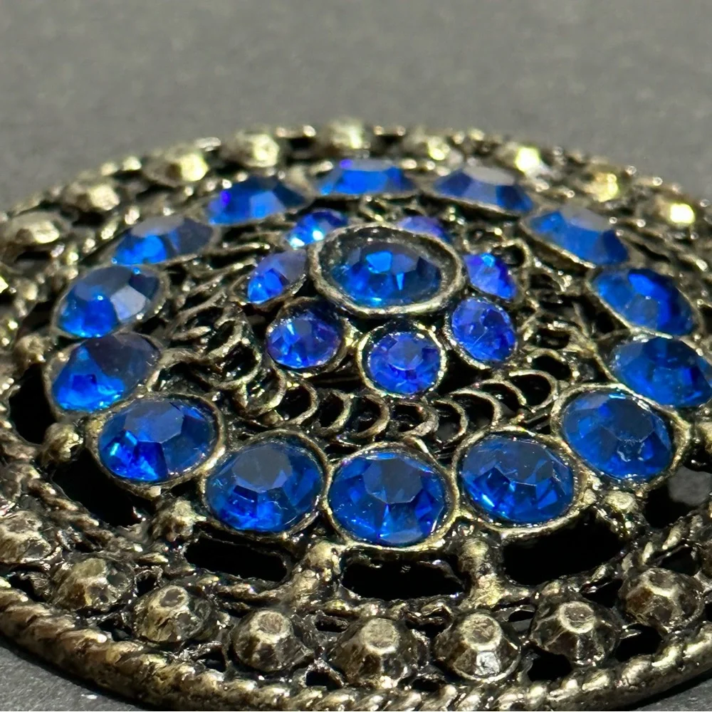 Vintage Rhinestone Pin - Picture 4 of 10